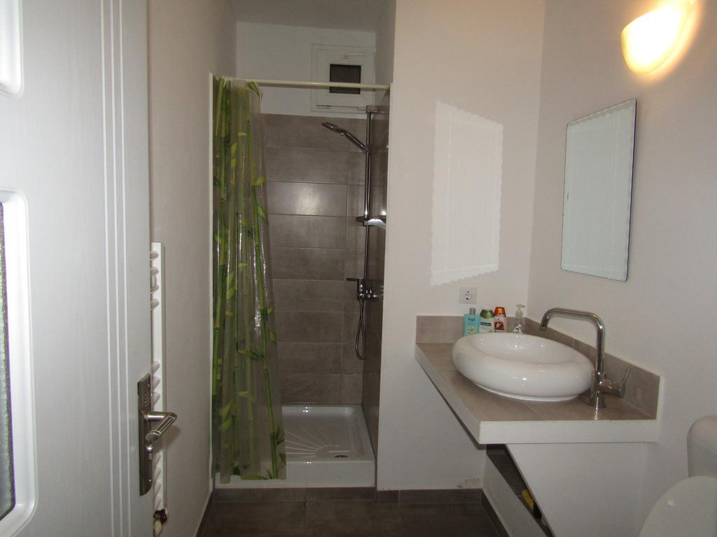 Appartement Gina Apartament à Sibiu Extérieur photo